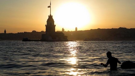 İstanbullular çareyi sahil ve parklarda buldu - Yaşam