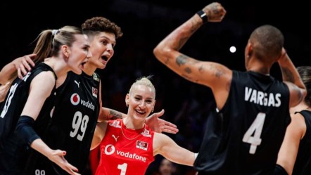 Türkiye yarı finale yükseldi mi? Türkiye-Japonya voleybol maçı sonucu belli oldu - Haberler