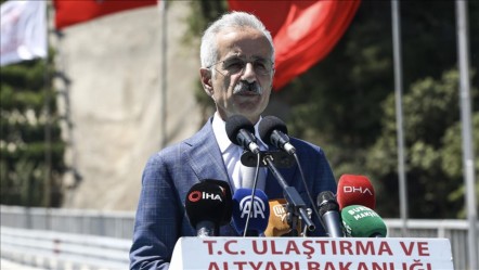 Uraloğlu açılışını yaptı! Tünel bittiğinde 15 dakikalık yol, 3 dakikaya düşecek - Gündem