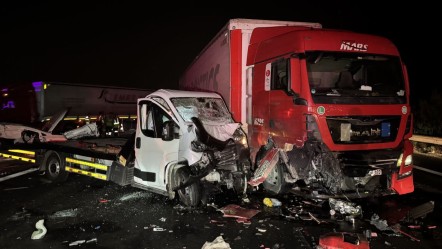 Adana'da 4 araç birbirine girdi! Çok sayıda yaralı var - 3. Sayfa