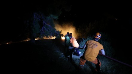 Bursa'daki yangından acı haber geldi! 1 itfaiye eri hayatını kaybetti - Gündem