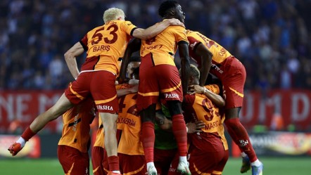 Galatasaray'da resmi imzalar atıldı! Sözleşme TFF'ye bildirildi - Spor