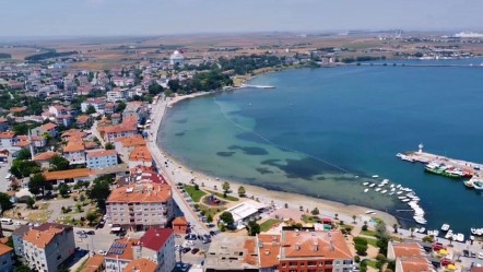 İlçeyi besleyen gölette su seviyesi yüzde 5'in altına düştü, belediye başkanı çağrı yaptı - Gündem