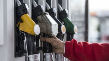 Akaryakıt fiyatları için kötü haber! Petrol 5 haftanın zirvesini gördü - Ekonomi