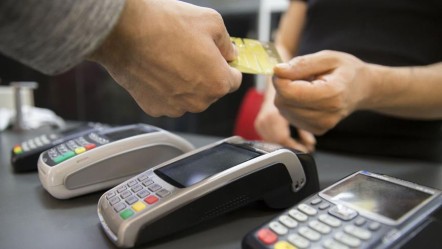 Kredi kartı faizlerinde değişiklik! Yarın başlıyor, işte yeni oranlar - Ekonomi