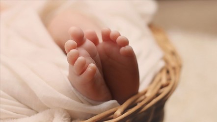 Tıp tarihine ismini yazdırdı! 'Dünyanın en yaşlı bebeği' doğdu - Dünya