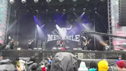 Dünyanın en büyük metal müzik festivalinde Osmanlı rüzgarı! Sahneye Plevne Marşı ile çıktılar: O anlar kamerada - Dünya