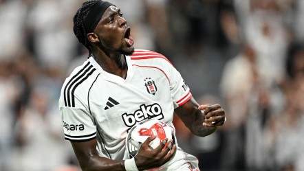 UEFA duyurdu: Beşiktaş'ın St. Patrick's maçlarına Sloven ve Portekizli hakem - Spor