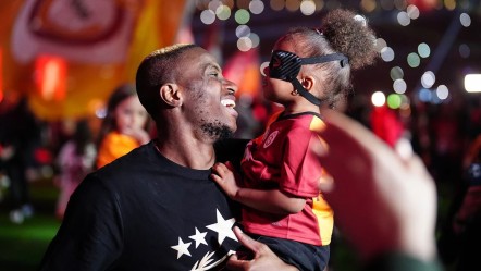Osimhen evli mi, kaç çocuğu var, dini nedir? Galatasaray’ın yıldız oyuncusu Victor Osimhen’in hayatı - Haberler