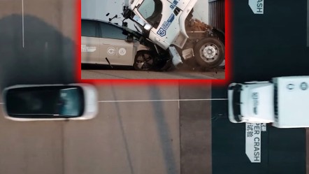 "Yok artık" dedirten görüntüler! Çinli elektrikli SUV ile 8 tonluk kamyon çarpıştı, sonuç ezber bozdu - T-Otomobil