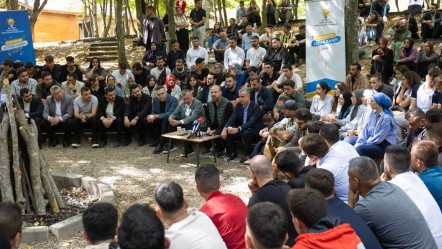 AK Parti'den gençlere İnsan Hakları Eğitim Kampı: Küresel ve bölgesel meseleler masaya yatırılacak - Gündem