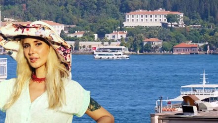 Deniz manzaralı, şömineli ve salıncaklı... Şarkıcı Gökçe’nin masal gibi evi gündem oldu - Magazin