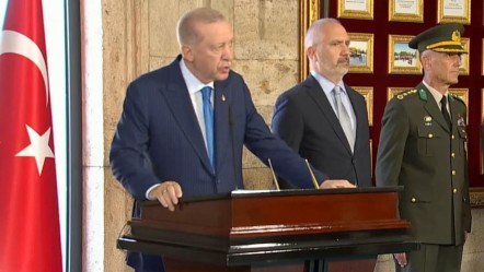 Cumhurbaşkanı Erdoğan Anıtkabir'de! Dikkat çeken mesaj - Gündem