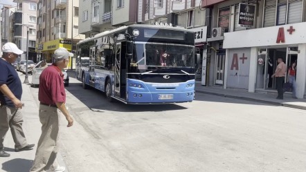 275 bin nüfuslu kentte toplu taşımaya büyük zam! Yeni tarifeler belirlendi - Ekonomi