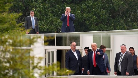 Trump çatıdan mesaj verdi: Beyaz Saray'a nükleer füzeler inşa edeceğiz - dunya