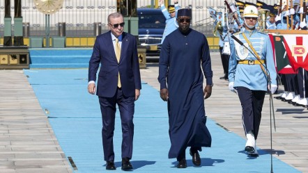 Senegal Başbakanı Sonko Ankara'da! Cumhurbaşkanı Erdoğan törenle karşıladı - Gündem