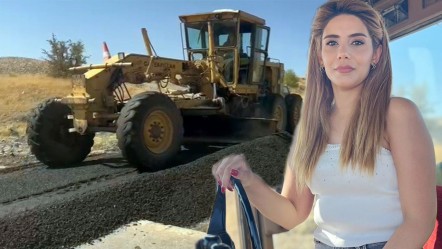 Türkiye'nin en genç muhtarı greyderin başına geçti! Asfalt döktüğünü görenler hayret etti - Yaşam