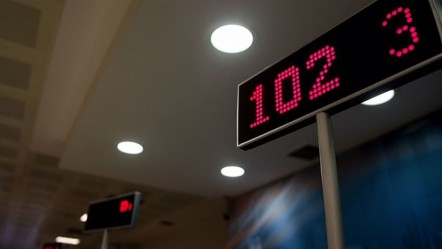 Türkiye'nin ünlü bankasından dev kar! 6 ayda 1,3 milyar lira kazandılar - Ekonomi