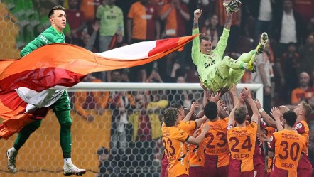 14 yıl sonra bir ilk: Efsane artık yok! Galatasaray mesajı dikkat çekti - Spor