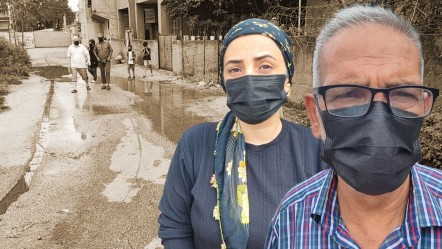 Bu sokakta pandemi hiç bitmedi! İki yıldır maskeyle yaşıyorlar, sebebi ise... - 3. Sayfa