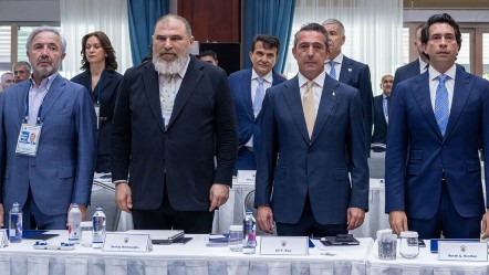 Fenerbahçe'den transfer açıklaması: O isimleri tamamladık - Spor