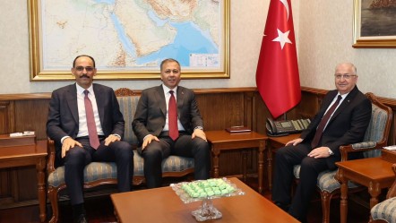 Komisyon öncesi 3'lü zirve! İbrahim Kalın, Ali Yerlikaya ve Yaşar Güler bir arada - Gündem