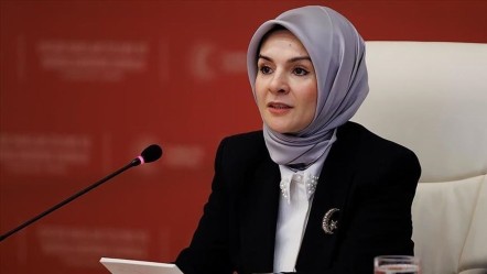 Bakan Göktaş: 8.923 ailemizde 10.665 çocuğumuza umut dolu bir gelecek sunuyoruz - Ekonomi