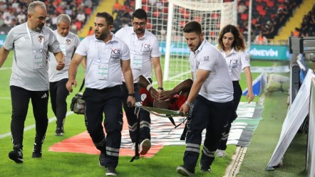 Süper Lig'de sakatlık şoku! İlk hafta maçında sezonu kapattı - Spor