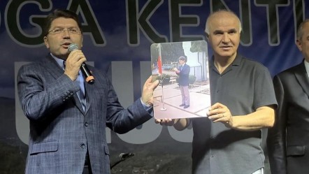 Adalet Bakanı Tunç'u duygulandıran hediye! Fotoğrafın hikayesi bakın ne çıktı - Gündem