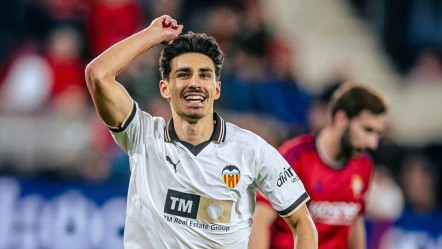 Trabzonspor Valencia'nın orta sahasını bitirmek üzere! Almeida çok yakın - Spor