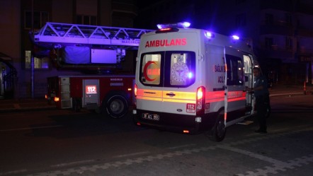 Yatarak yaptığı sigara keyfi sonu oluyordu! Polisin dikkati faciayı önledi - 3. Sayfa