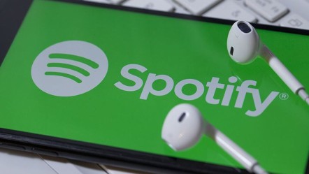 Müzik dünyasını sarsan iddia! Şarkıcılar isyandaydı: Spotify'dan yeni açıklama geldi - Gündem