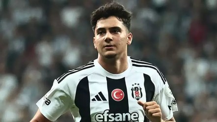 Beşiktaş'ta sakatlık şoku! Genç golcü Mustafa, sadece 3 dakika sahada kalabildi - Spor