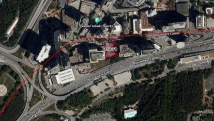 İstanbul'un göbeğinde! Gökdelenlerin arasındaki arsa 1,5 milyar liraya satışa çıktı - Ekonomi