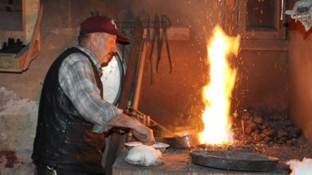58 yıldır mesleğine sahip çıkıyor! Yapacak kimse kalmadı... - Ekonomi