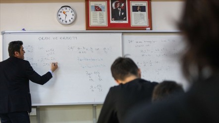 AGS 10 bin öğretmen ataması ne zaman? Branş dağılımı araştırılıyor - Haberler