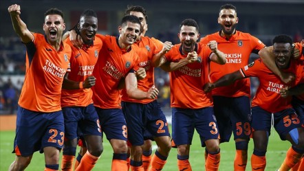 Başakşehir play-off'ta Rumen ekibi Universitatea Craiova ile karşılaşacak - Spor