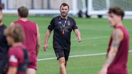 Galatasaray 3 oyuncu ile yolları ayıracak! Okan Hoca isimlerini tek tek açıkladı - Spor