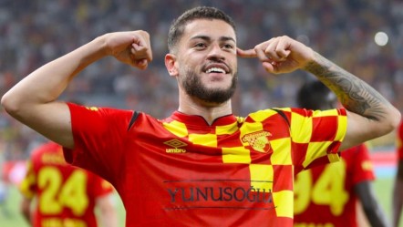 Romulo'dan 5 senelik imza! Yeni takımı belli oldu - Spor
