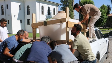 Eşi ölünce ihbar etti: Evinden kilolarca ağırlığında servet çıktı! Ekipler taşıyamadı... - Yaşam