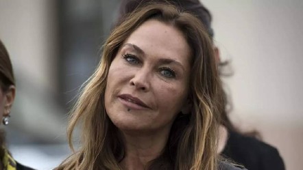 Boğaz manzaralı evinden sonra yazlığı da olay! Hülya Avşar’ın evi gündem oldu - Magazin
