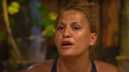 Survivor yarışmasıyla tanınan Almeda Baylan trafik kazası geçirdi! Aracı takla atıp yandı - Magazin