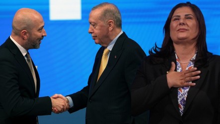 Aydın'da sular durulmuyor! CHP'ye bir şok daha... 4 isim AK Parti'ye katıldı - Gündem