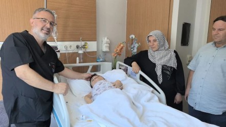 Karın ağrısı sandı, 3 kilogramlık kist çıktı - Sağlık