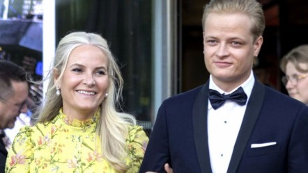 Norveç veliaht prensesinin oğluna şok suçlama! Kraliyet ailesi karıştı - Dünya