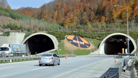 Bolu tüneli kapalı mı, açıldı mı? Son dakika Bolu Dağı Tüneli yol durumu - Haberler