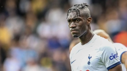Fenerbahçe ve Galatasaray, Yves Bissouma için karşı karşıya - Spor