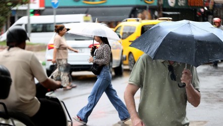 Meteoroloji'den Marmara için uyarı geldi! Sıcaklık 27 dereceye düşecek: Sağanak yağış geliyor - Yaşam