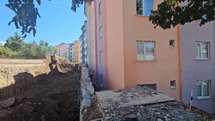 Erzurum'da hareketli anlar! Heyelan paniğe neden oldu... 70 ev boşaltıldı - Yaşam
