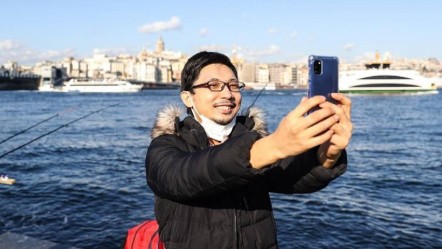 Oturma izni şoku! Japon YouTuber Yoshi Enomoto Türkiye’den ayrılmak zorunda kaldı - Magazin